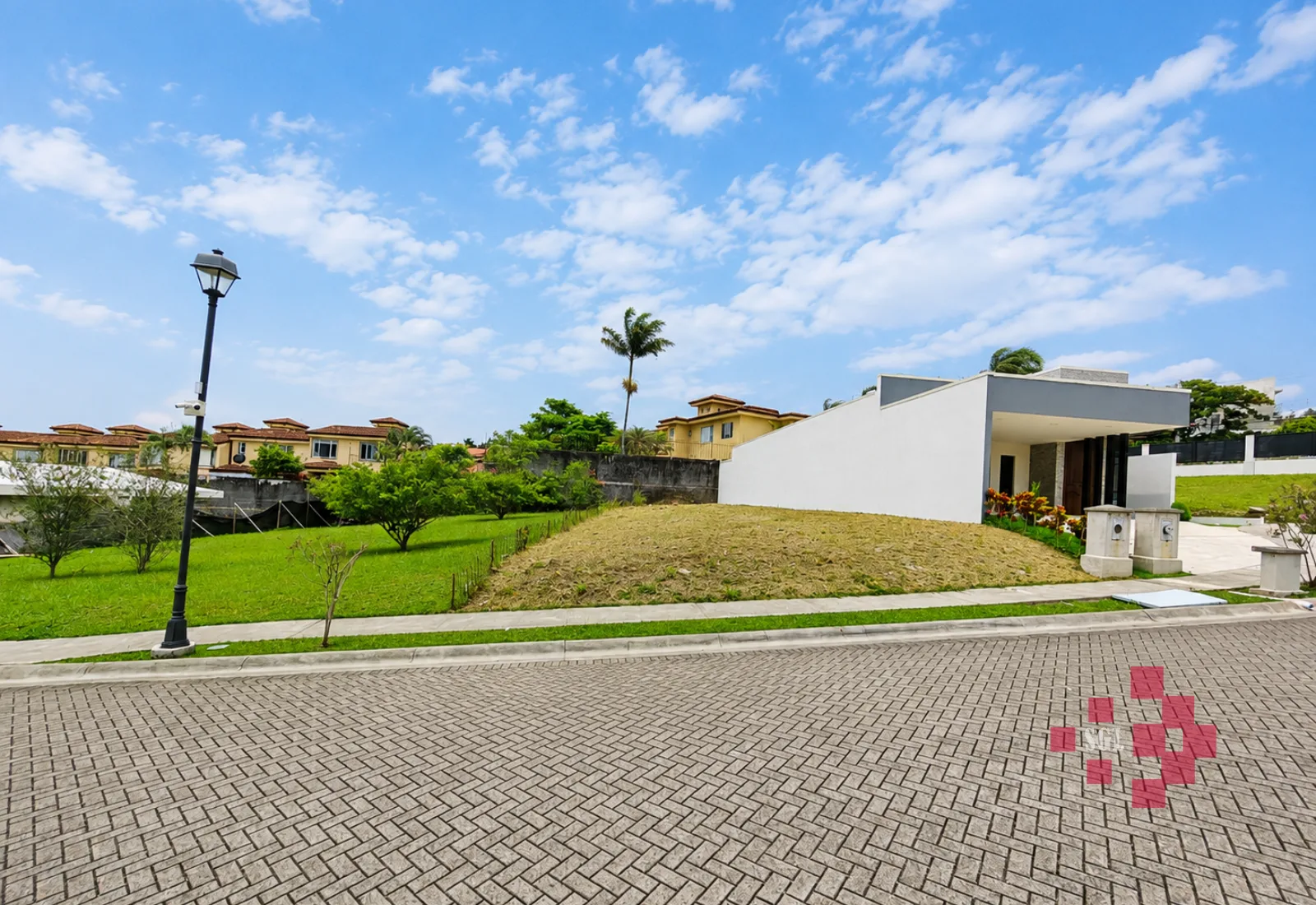 Lote en venta, Guachipelín de Escazú.