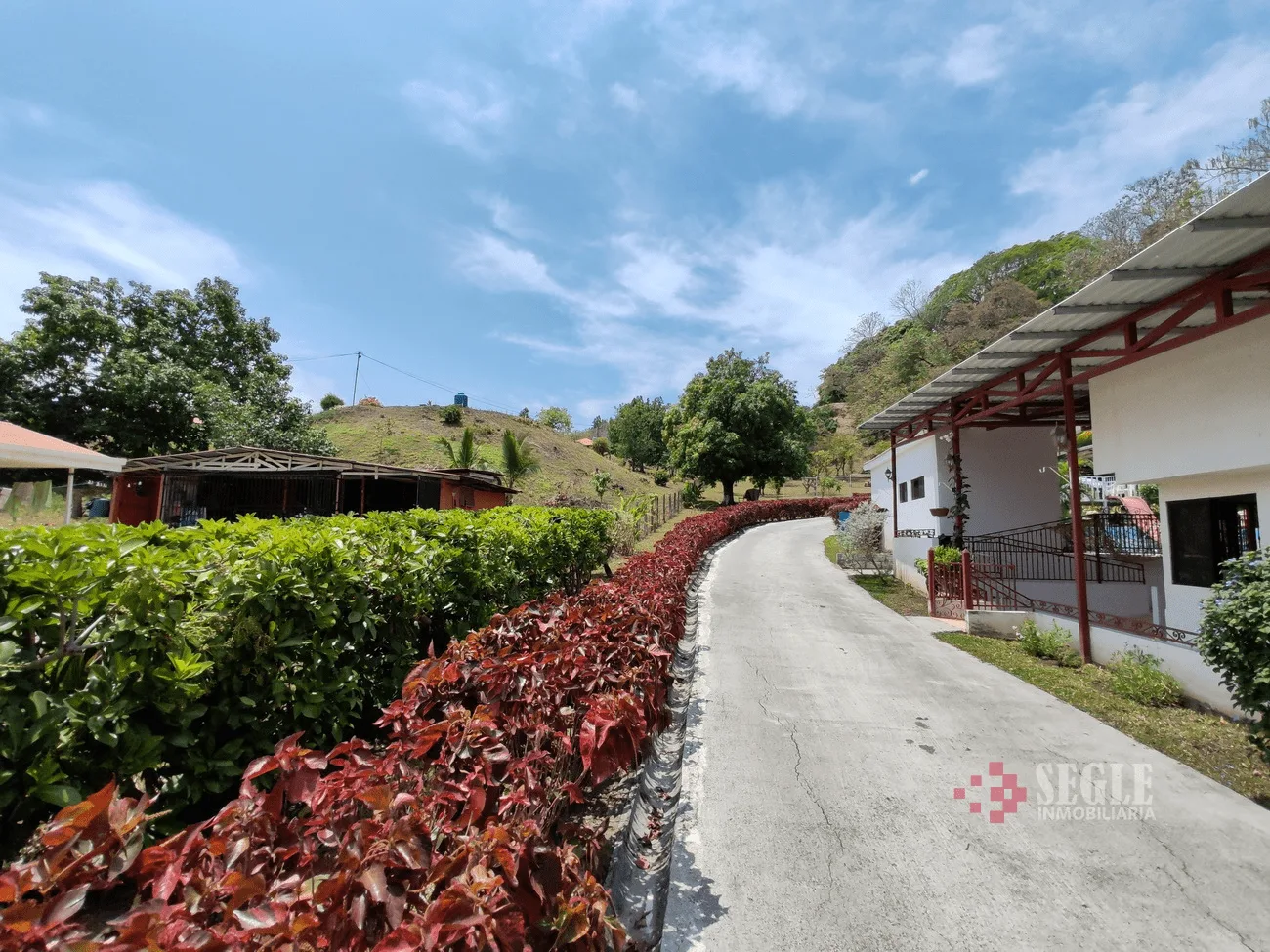 Quinta en venta, Atenas, Los Ángeles.