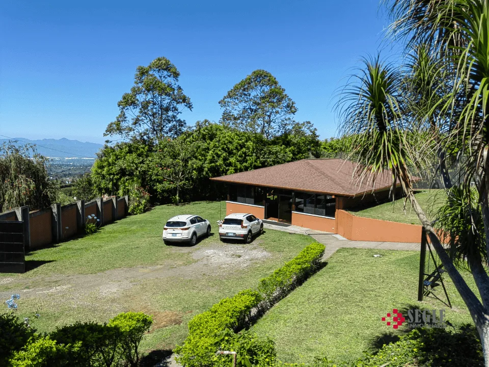 Venta de Quinta en Heredia, Santa Barbara, por Carrizal.