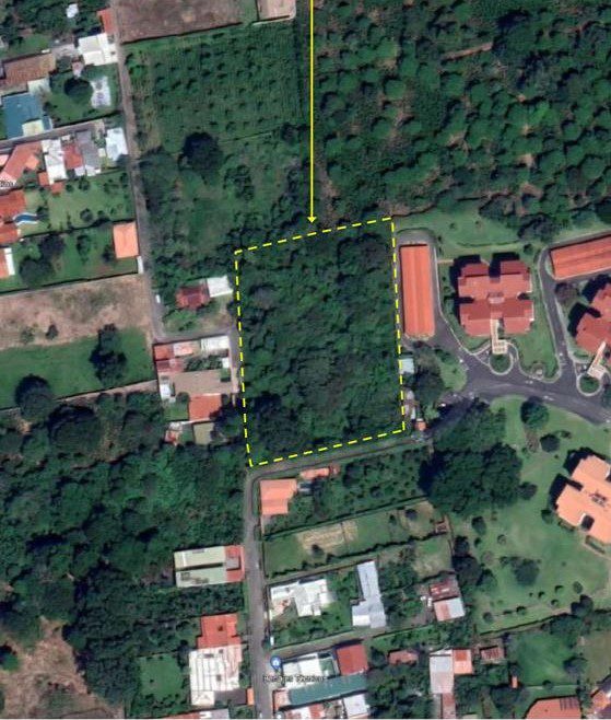 Lote con uso de suelo mixto, Santo Domingo de Heredia.