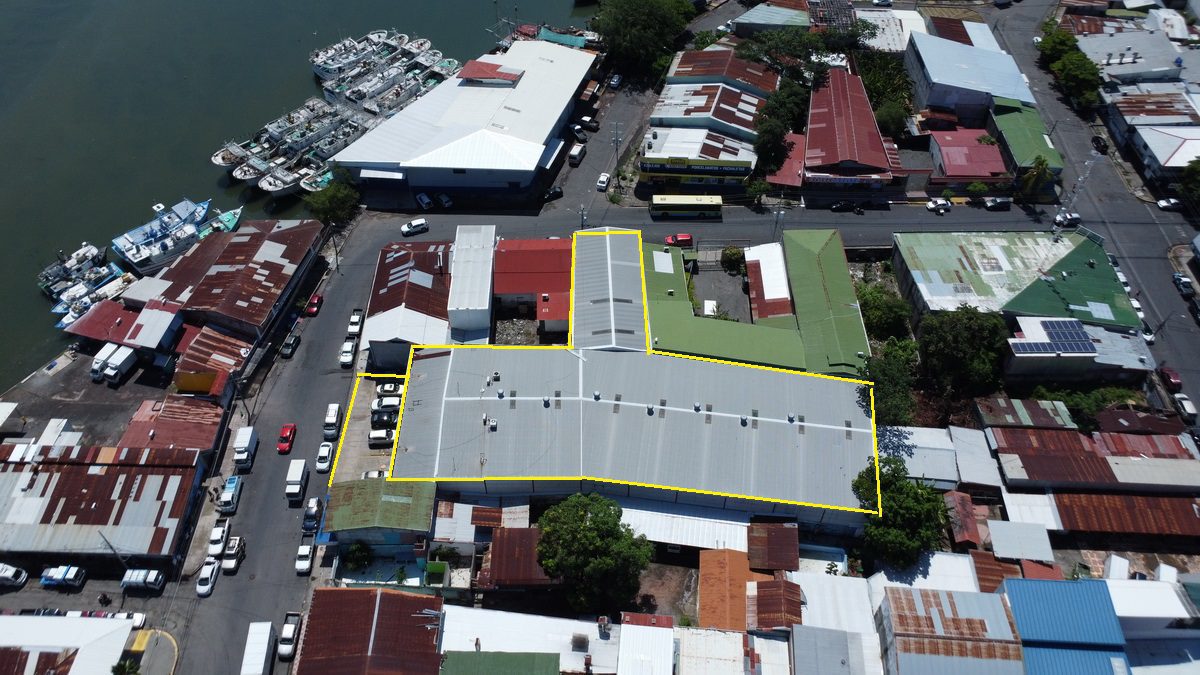 Venta de Propiedad Comercial en Puntarenas