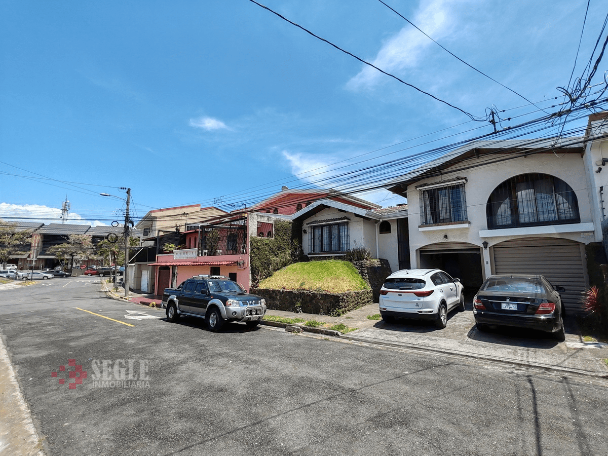 Casa en venta, Rohrmoser, San José.