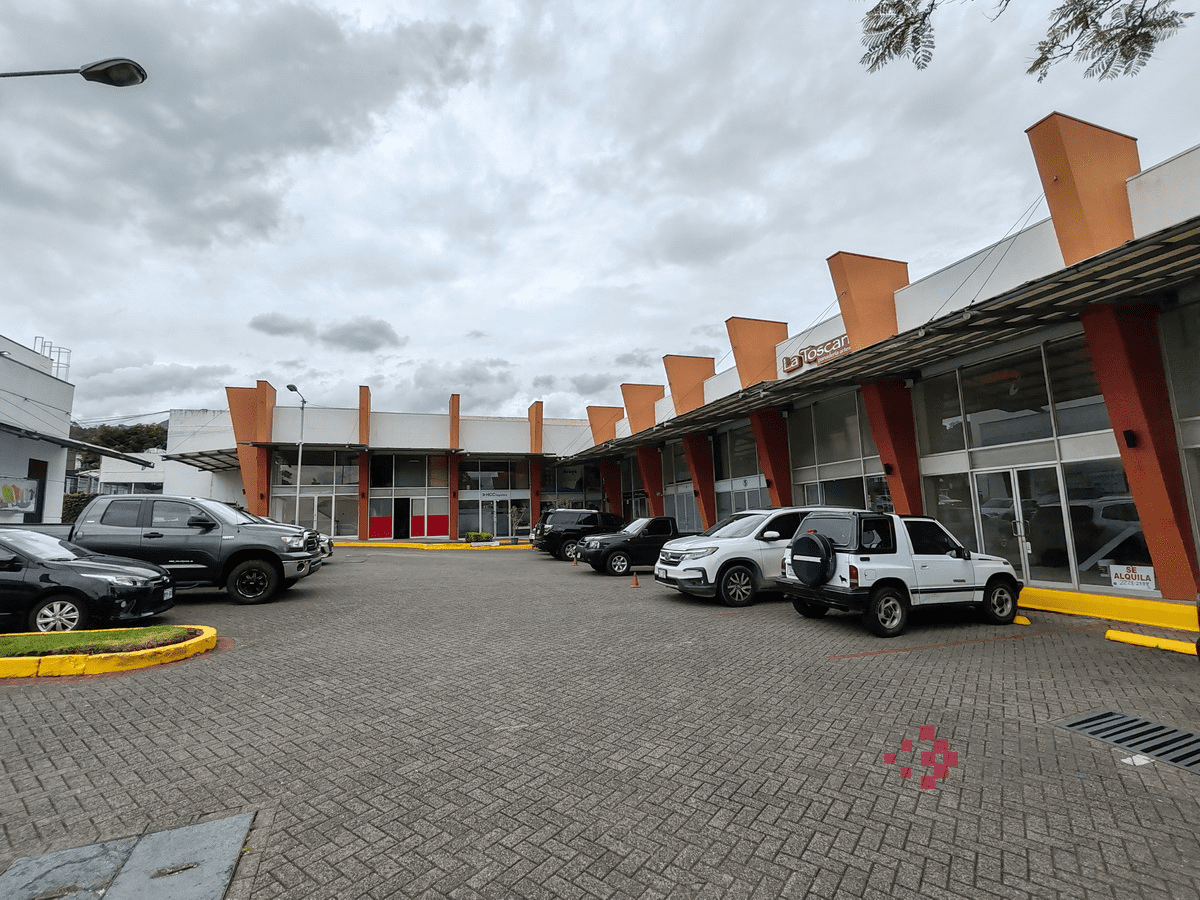 Local comercial en venta, Escazú, El Cruce de San Rafael.