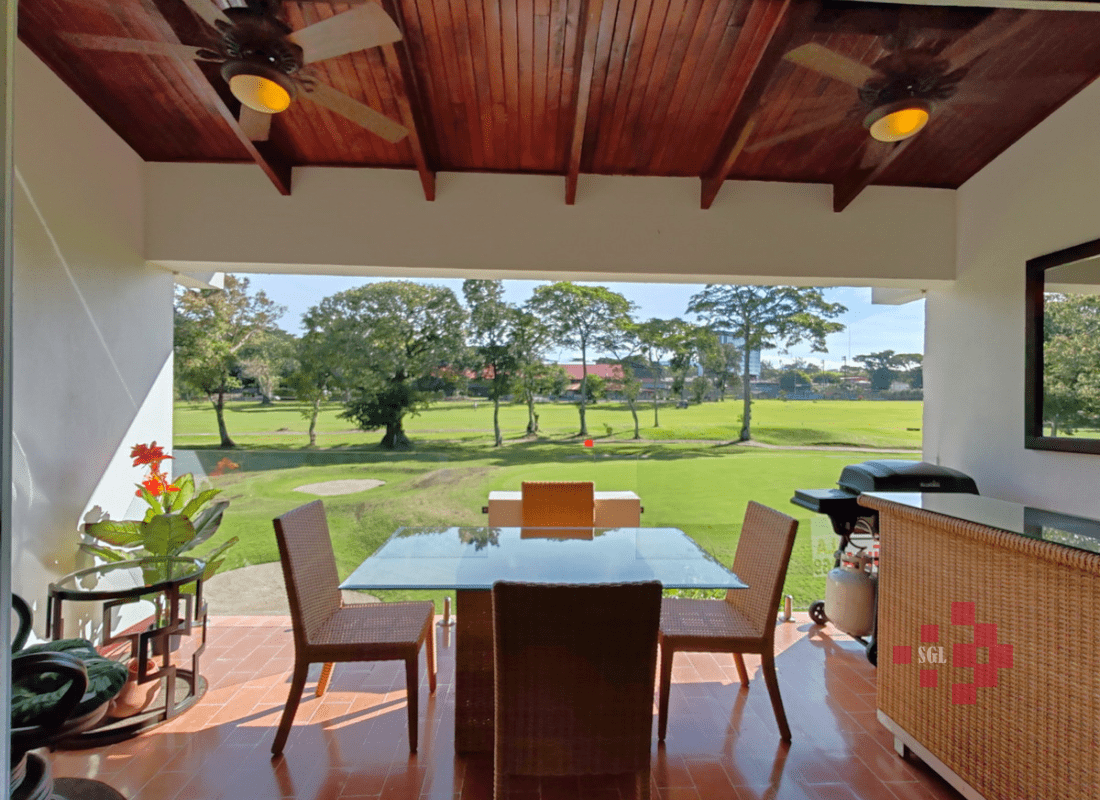 Alquiler de apartamento amueblado, Belén, Cariari, Heredia.