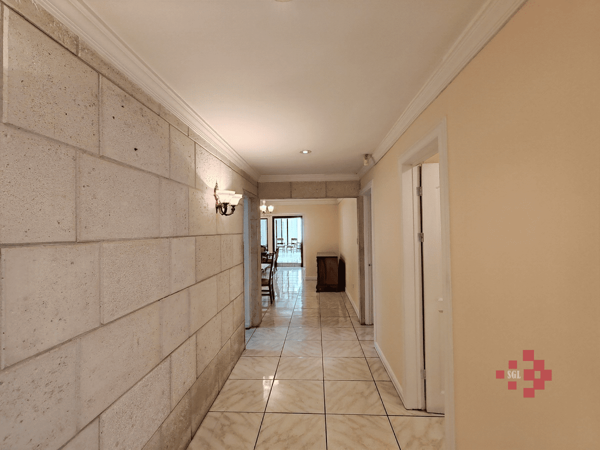 Casa de una planta en venta, Rohrmoser, San José.