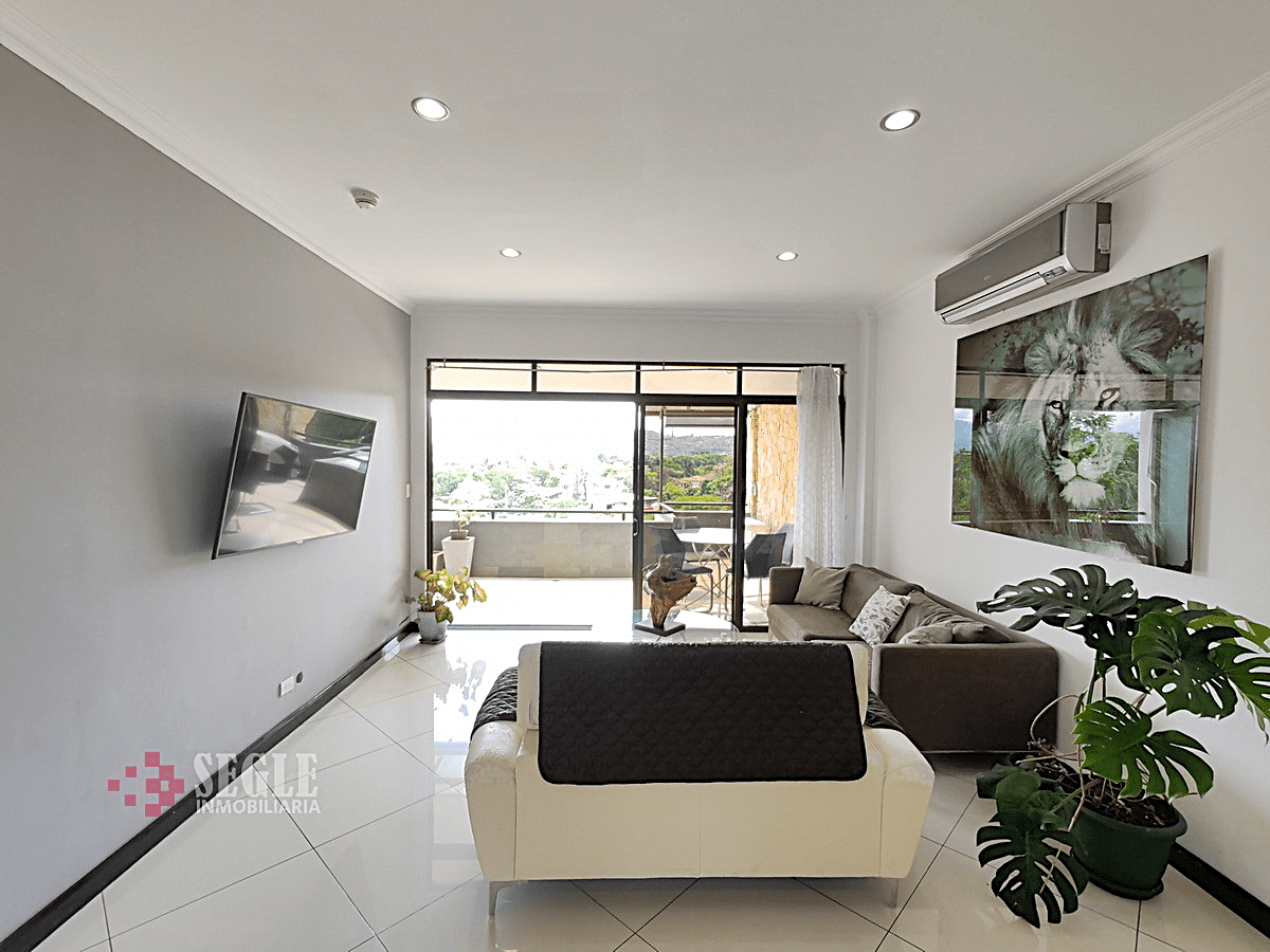 Apartamento en alquiler, Santa Ana, Avalon Country.