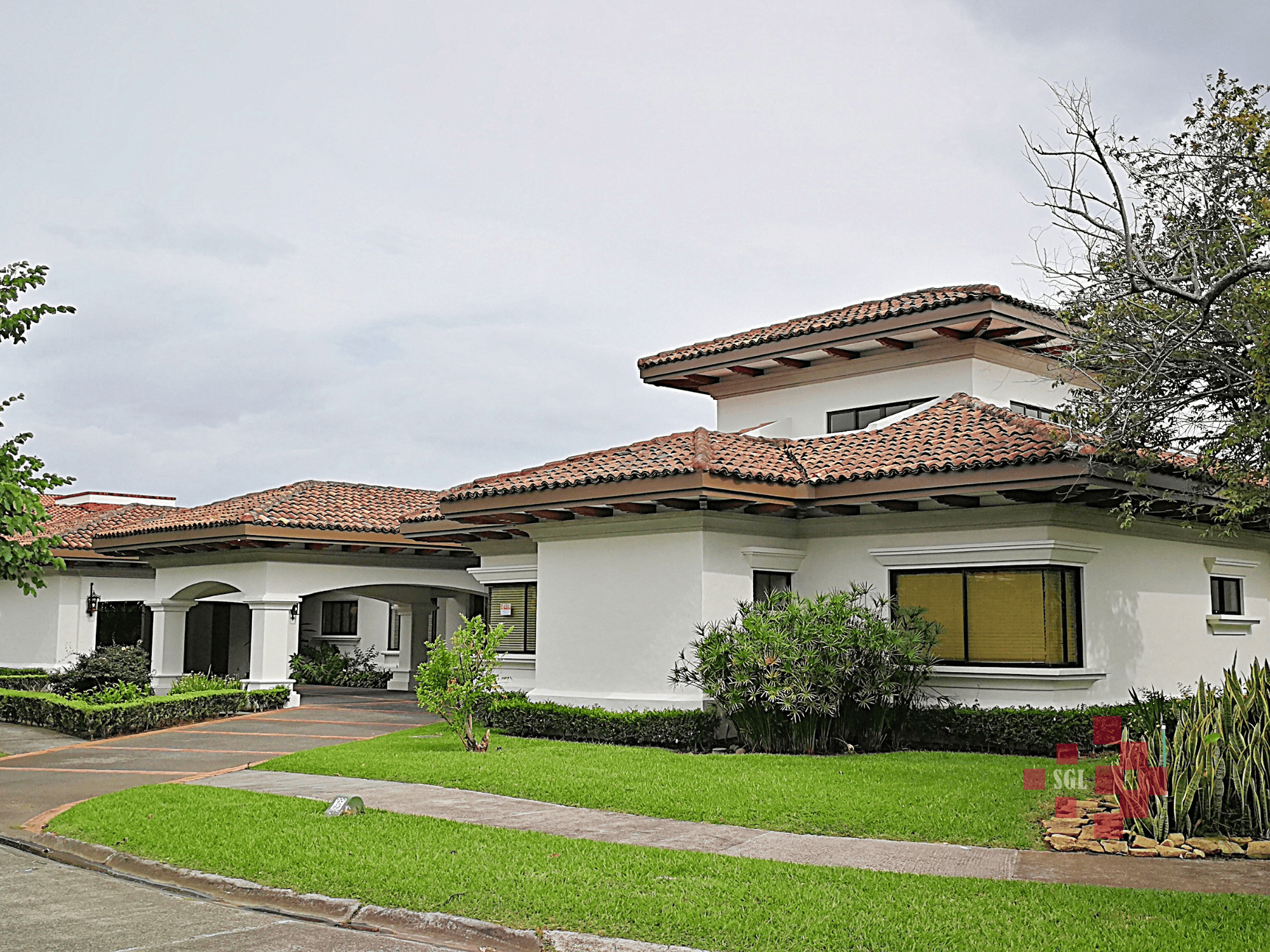 Casa de una planta en venta, Santa Ana, Lindora.