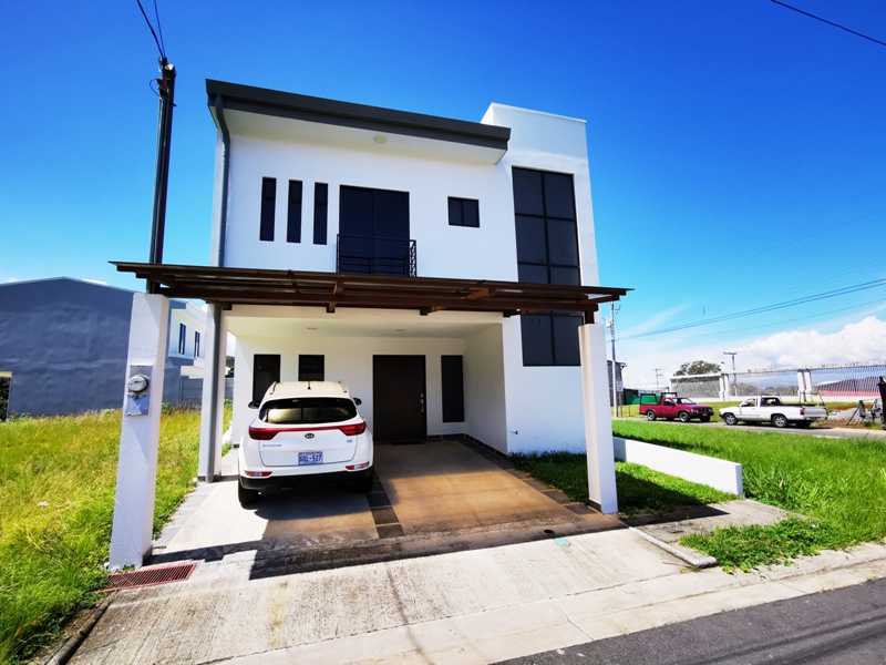 Casa en venta, Condominios Altana, Brasil de Santa Ana