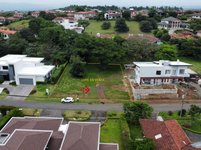 Lote en venta, Hacienda Los Reyes, La Guacima de Alajuela.